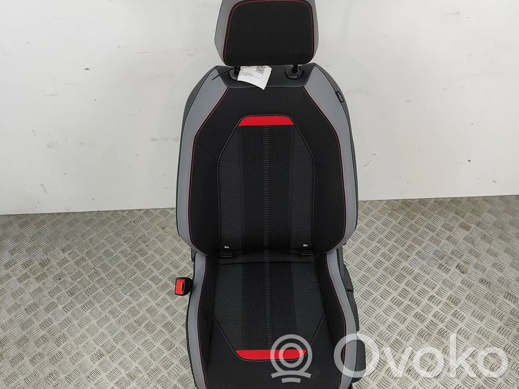 Opel Mokka B Kuljettajan istuin 