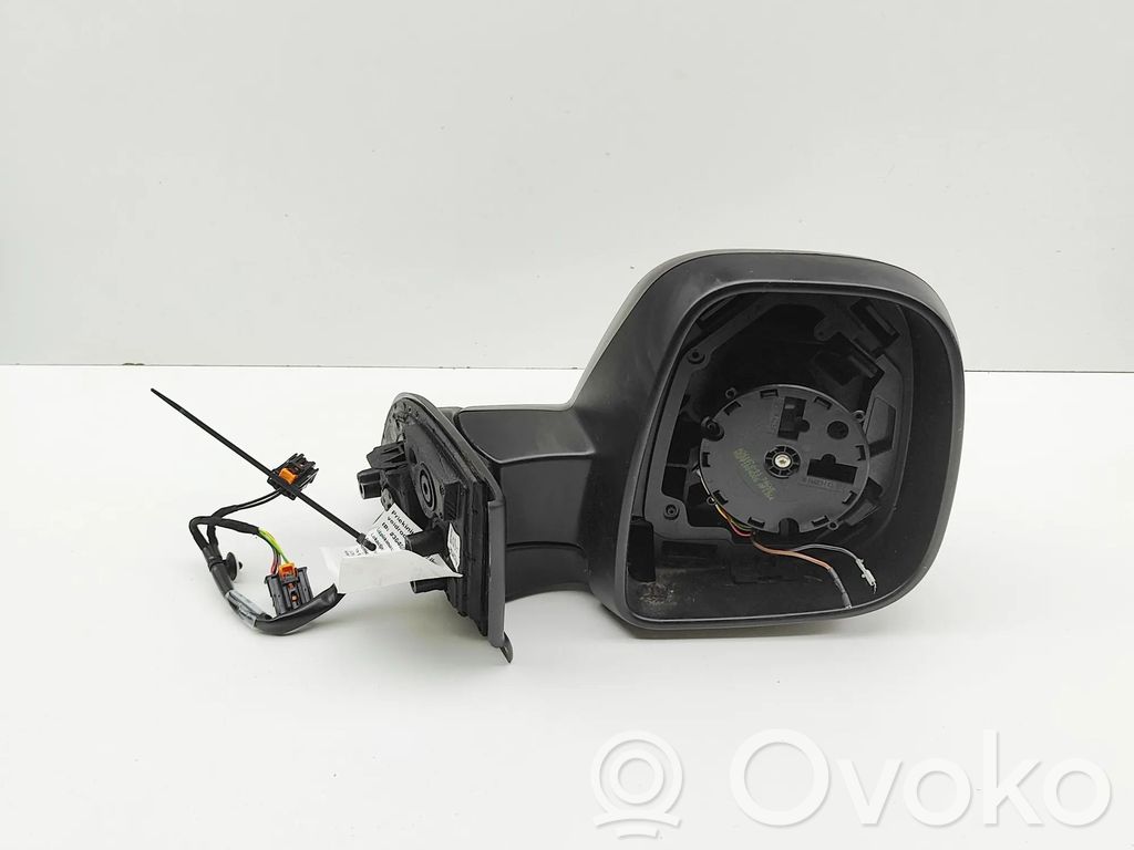 Toyota ProAce City Espejo lateral eléctrico de la puerta delantera 