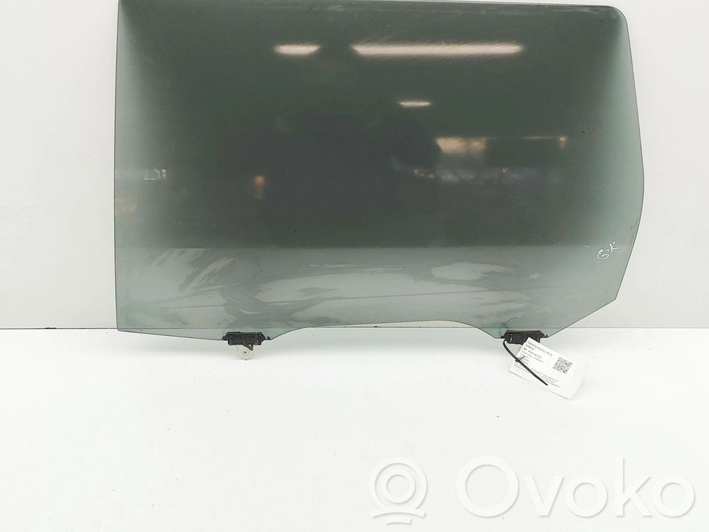 Mitsubishi Outlander Takaoven ikkunalasi 