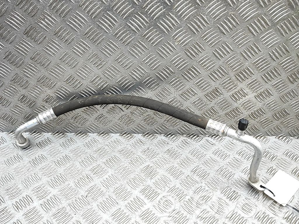 Mercedes-Benz CLA C117 X117 W117 Manguera/tubo del aire acondicionado (A/C)