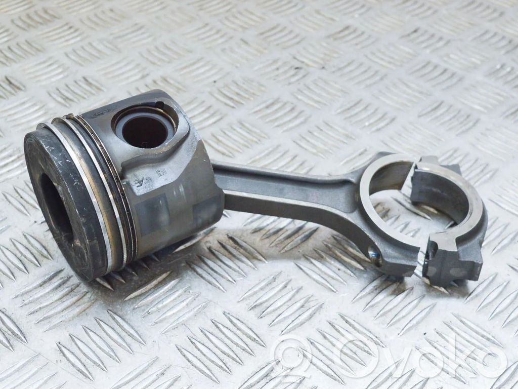Ford Transit Piston