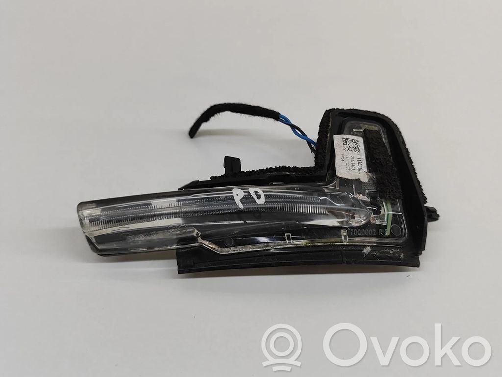 Volvo XC90 Peilin suuntavilkku