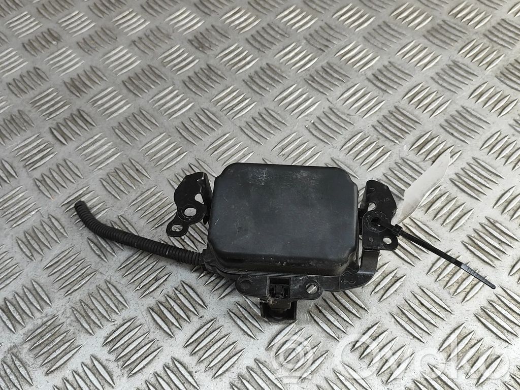 Toyota Prius+ (ZVW40) Distronic sensor radar 