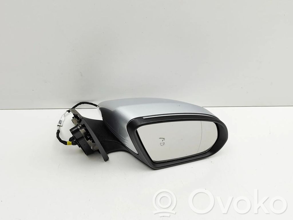 Mercedes-Benz GLA H247 Specchietto retrovisore elettrico portiera anteriore 
