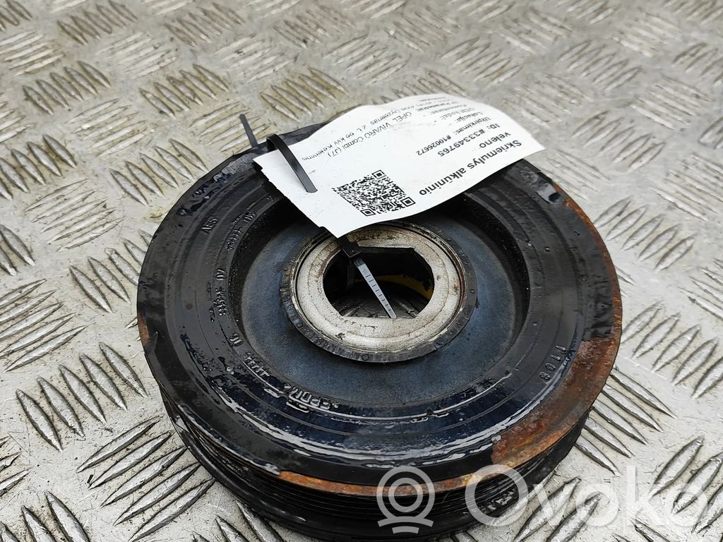 Kampiakselin vauhtipyörä   93198633