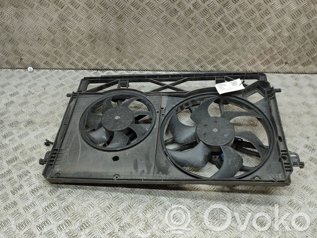 Opel Vivaro Suport ventilator radiator 