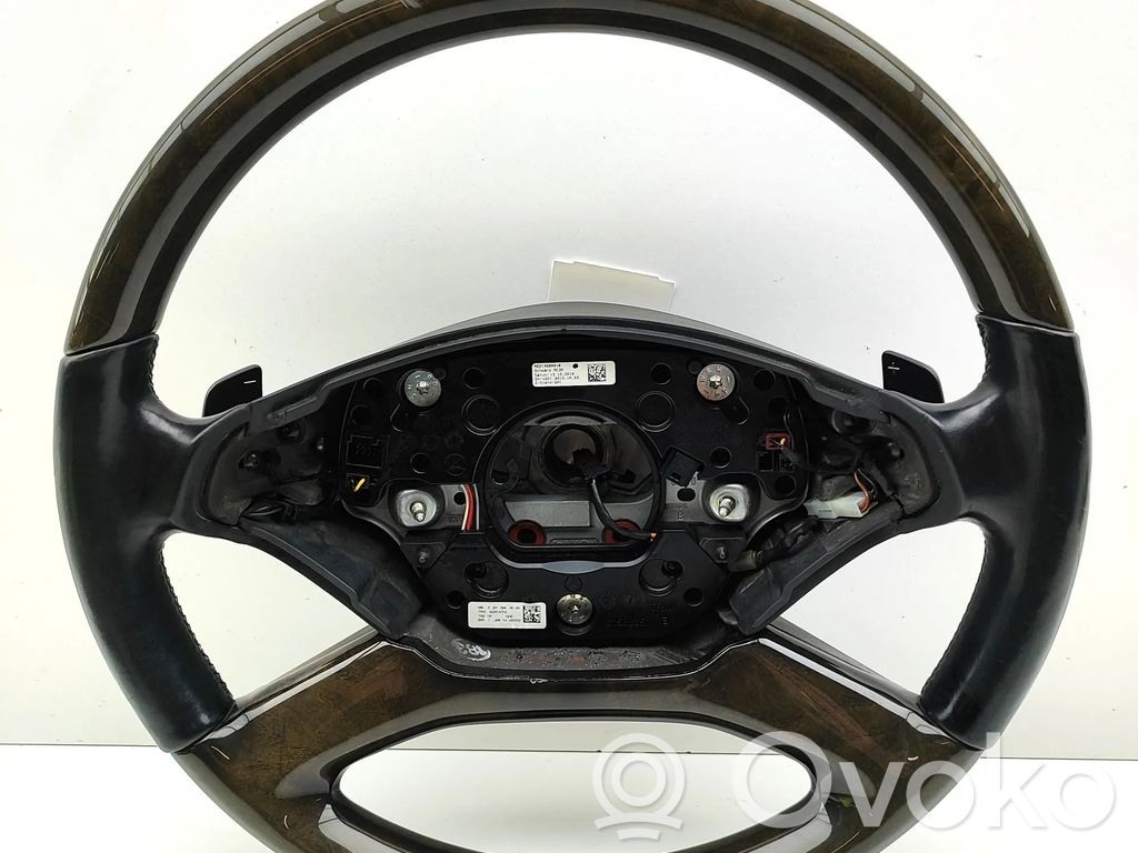 Volante   A2219063900,A2214600018