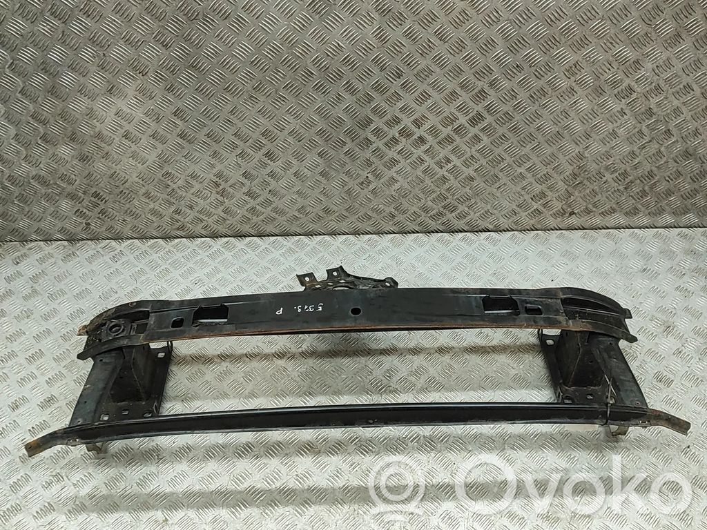 Volkswagen PASSAT B8 Traversă bară protecție față 