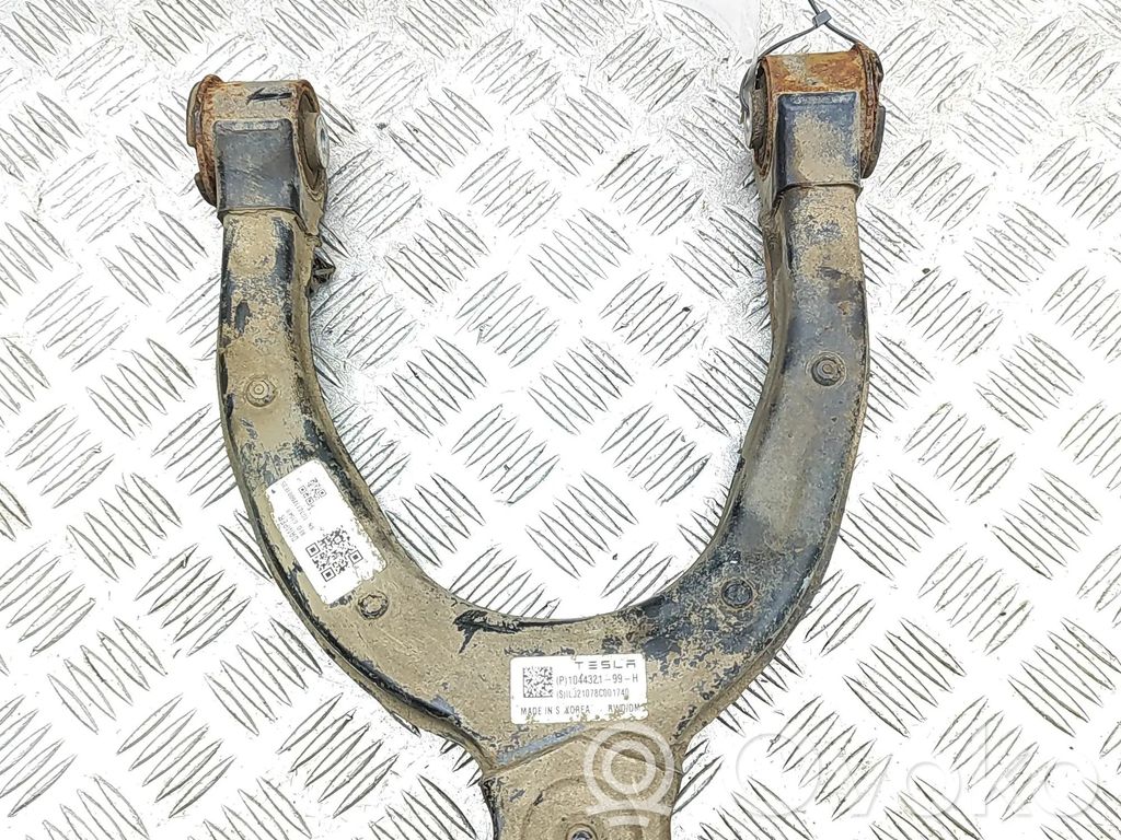 Tesla Model 3 Basculă inferioară față 