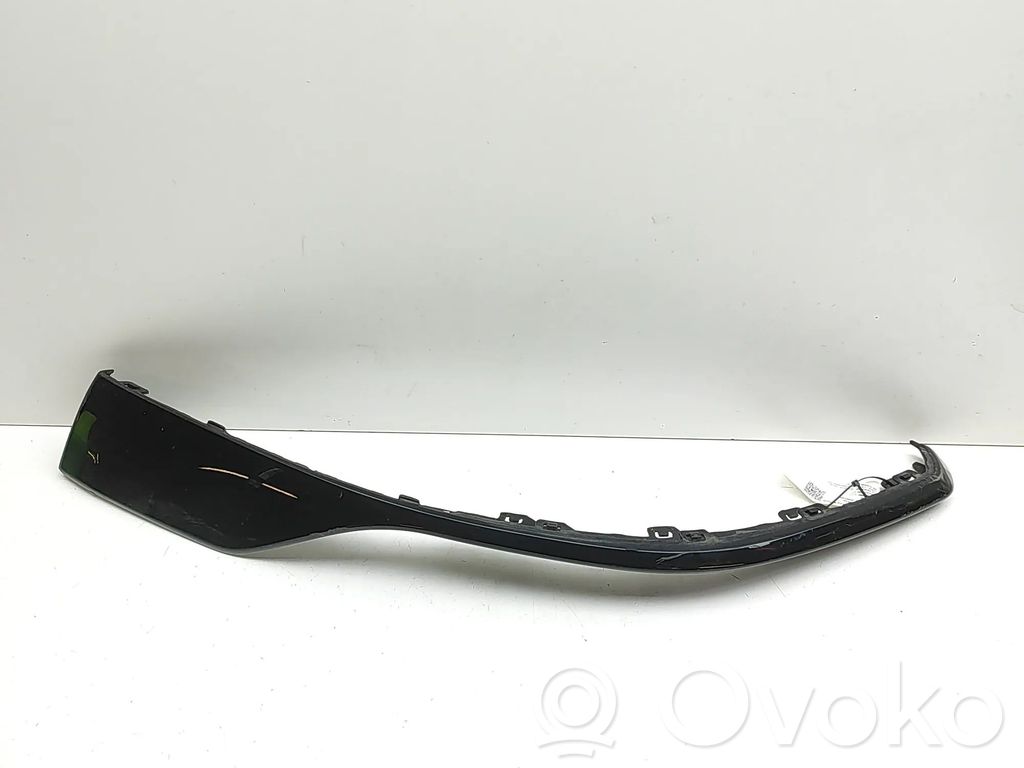 Porsche Taycan 9J1 Apdailinė galinio bamperio juosta