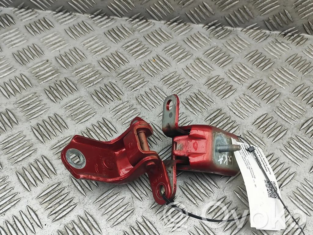 Ford Fiesta Zawiasy drzwi tylnych / Komplet