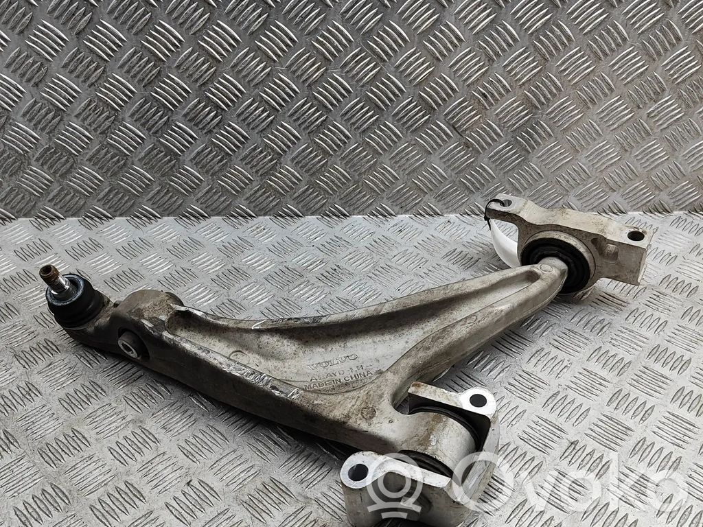 Volvo XC60 Querlenker Achsschenkel vorne