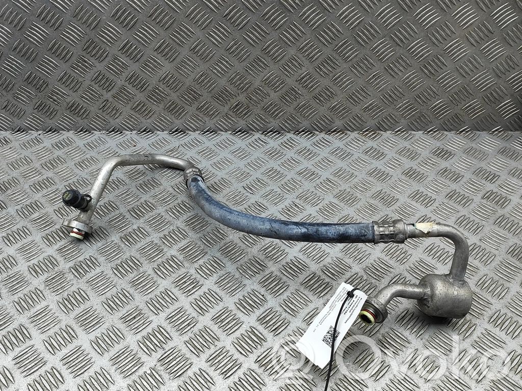 Volvo V40 Ilmastointilaitteen putki (A/C) 