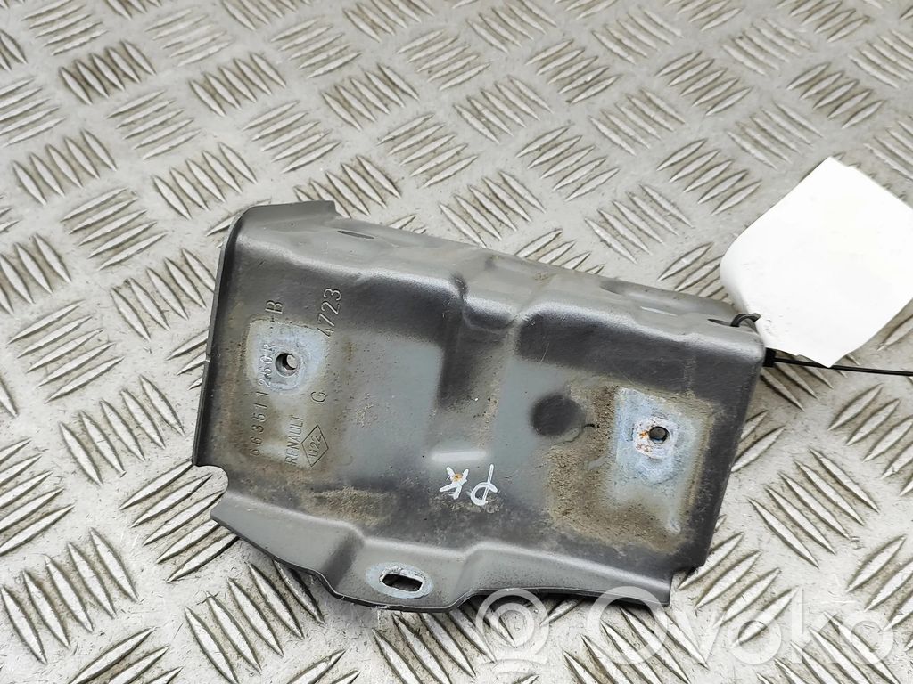 Renault Austral Fender mounting bracket