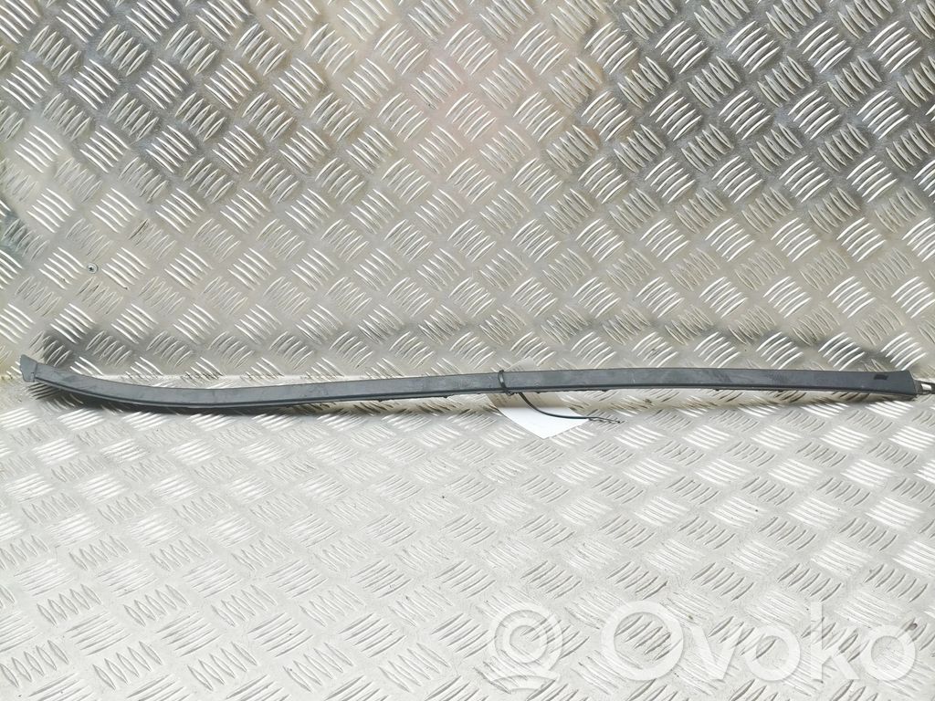 Mercedes-Benz EQA Garniture de pare-brise
