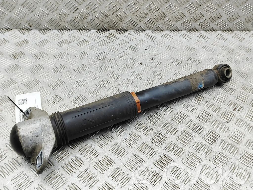 Toyota bZ4X Takaiskunvaimennin 