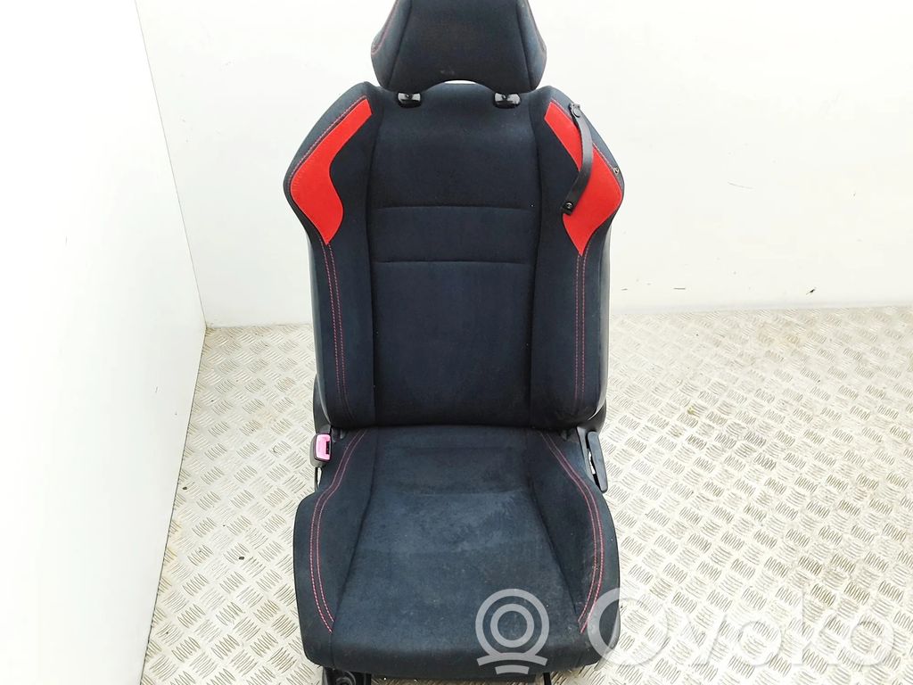 Toyota GT 86 Priekinė vairuotojo sėdynė