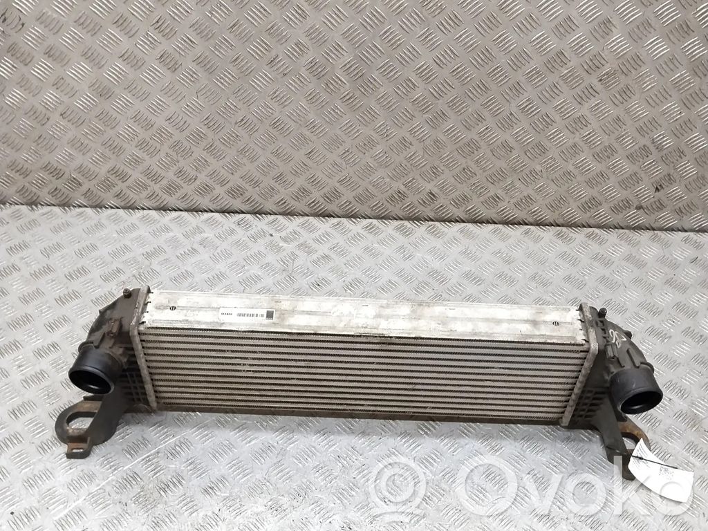 Iveco Daily 6th gen Välijäähdyttimen jäähdytin