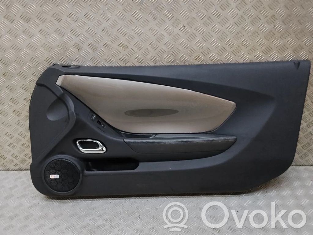 Chevrolet Camaro Boczki / Poszycie drzwi przednich