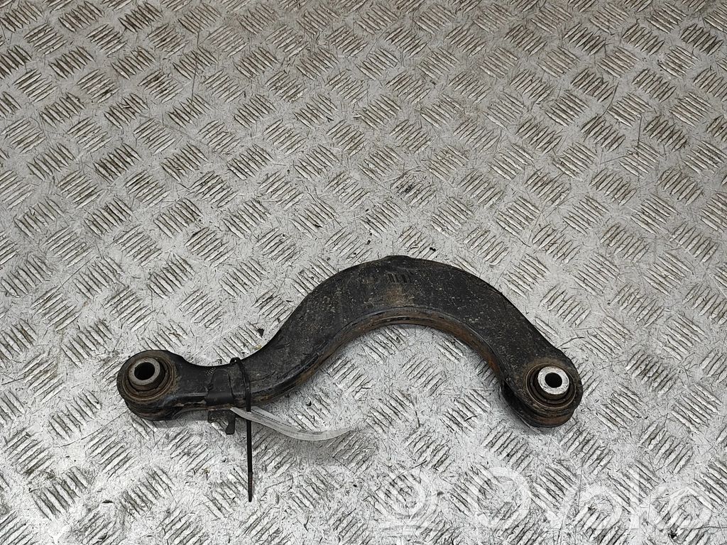 Skoda Octavia Mk4 Braccio di controllo sospensione posteriore superiore/braccio oscillante