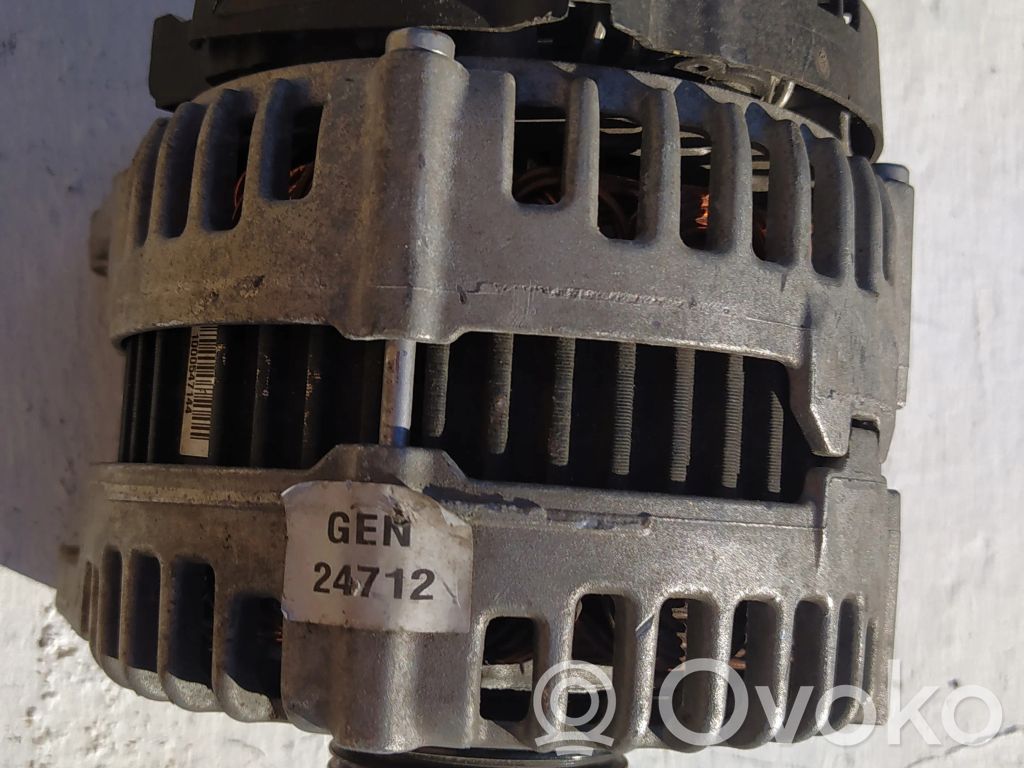 Audi A4 S4 B8 8K Ģenerators 