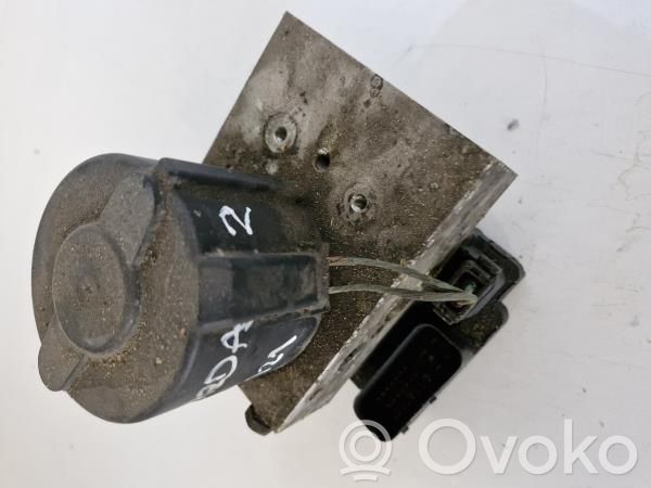 Mazda 323 F Bomba de ABS 