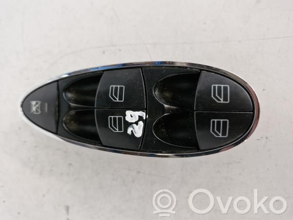 Multifunctional control switch/knob   A2118213679