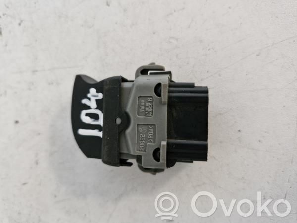 Multifunctional control switch/knob   2808202