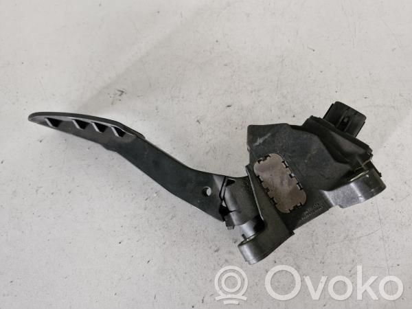 Accelerator throttle pedal   781100H011
