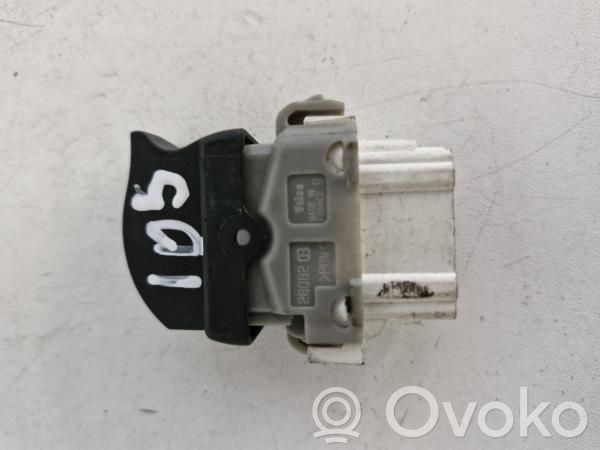 Multifunctional control switch/knob   2808203