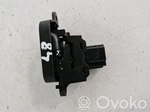 Multifunctional control switch/knob   F06B6