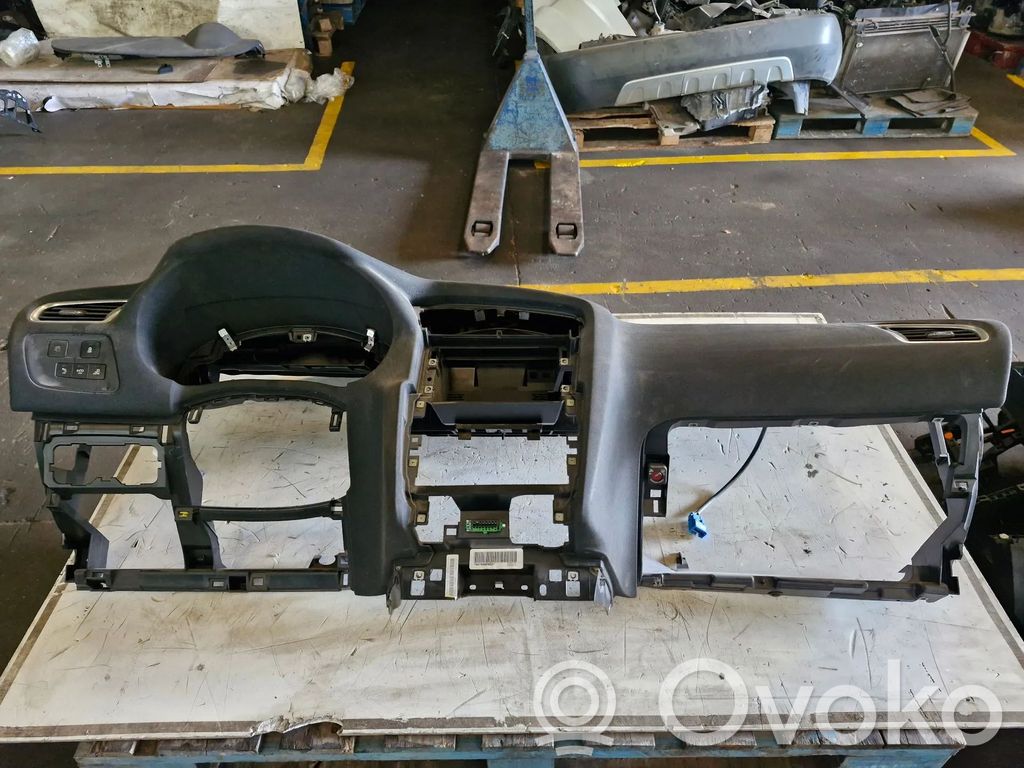 Dashboard   96765874ZD