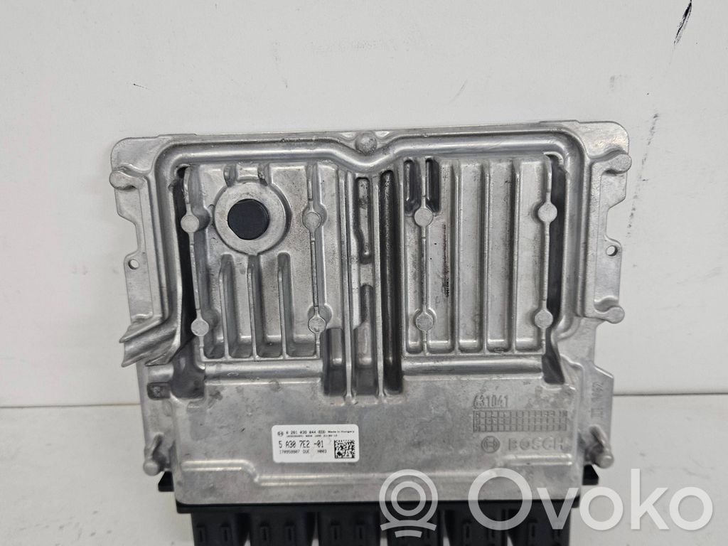 BMW 3 G20 G21 Engine control unit/module 