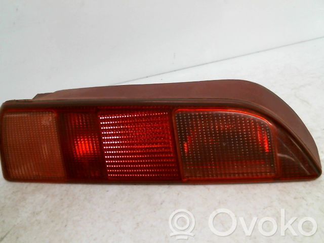 Alfa Romeo 145 - 146 Lampă spate în caroserie 