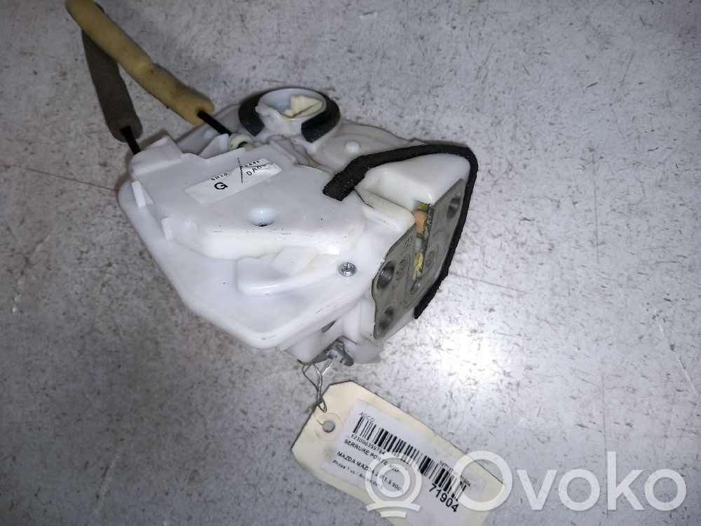 Mazda 2 Front door lock 