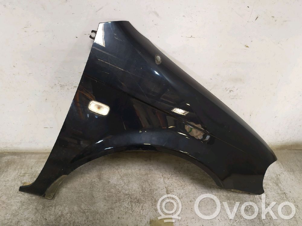 KIA Carnival Fender 