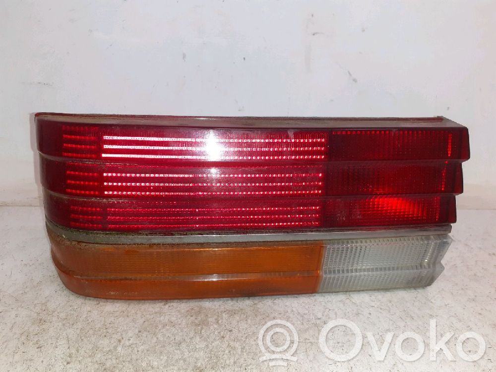 Renault 25 Aizmugurējais lukturis virsbūvē 