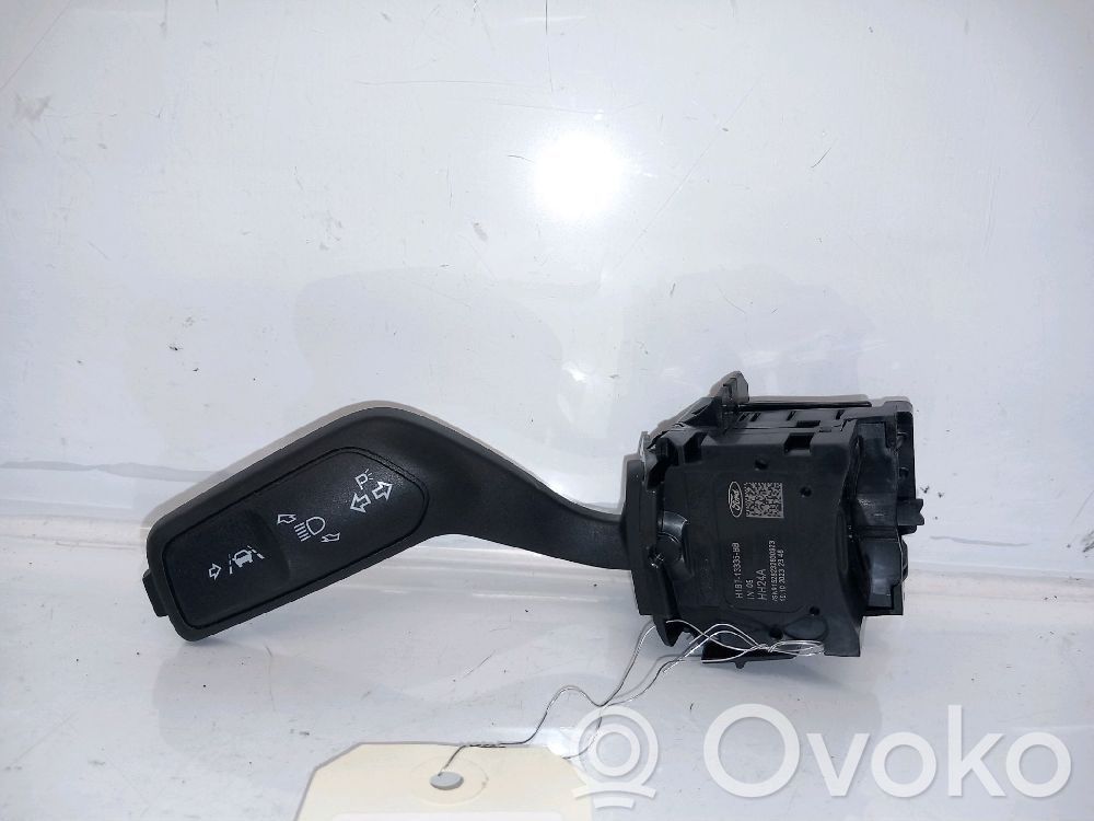 Ford Puma Steering wheel buttons/switches 