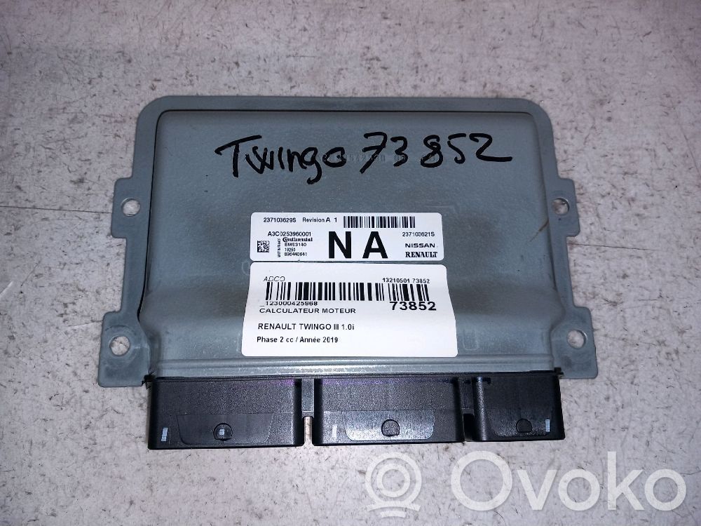 Renault Twingo III Engine control unit/module 