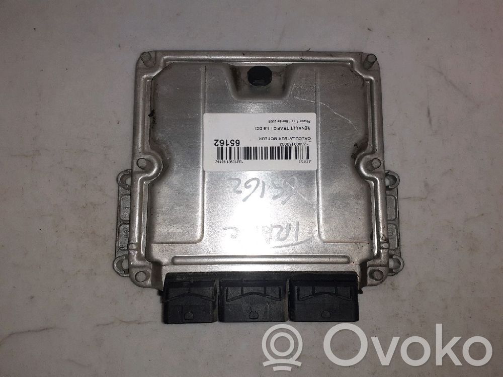 Renault Trafic II (X83) Engine control unit/module 