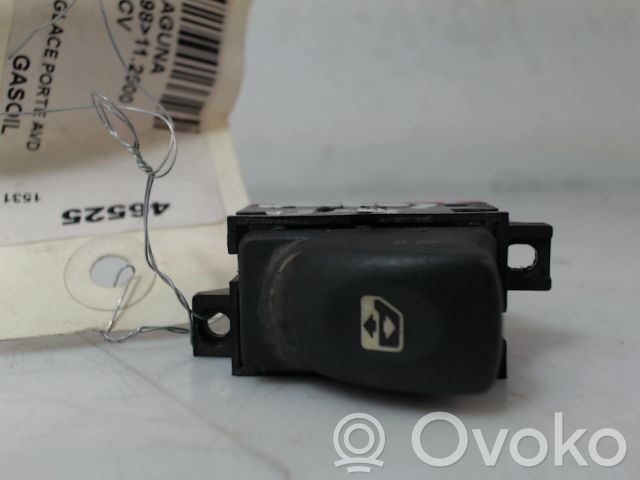 Electric window control switch   7700417487,7700417487