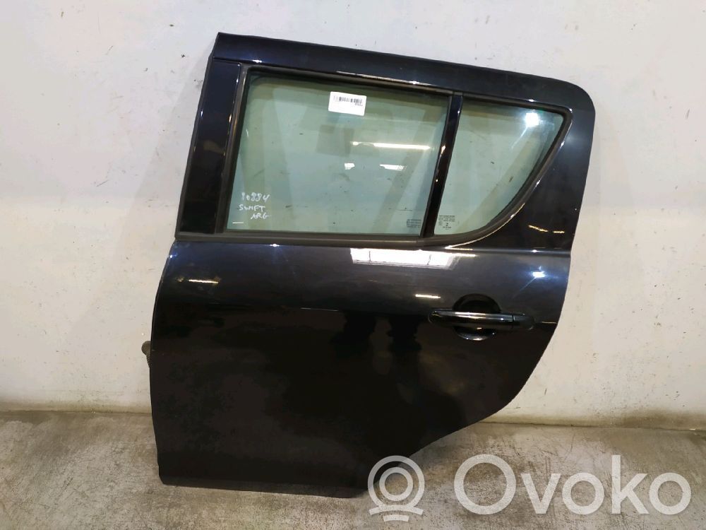 Aizmugurējās durvis   6800468L01,6800468L01
