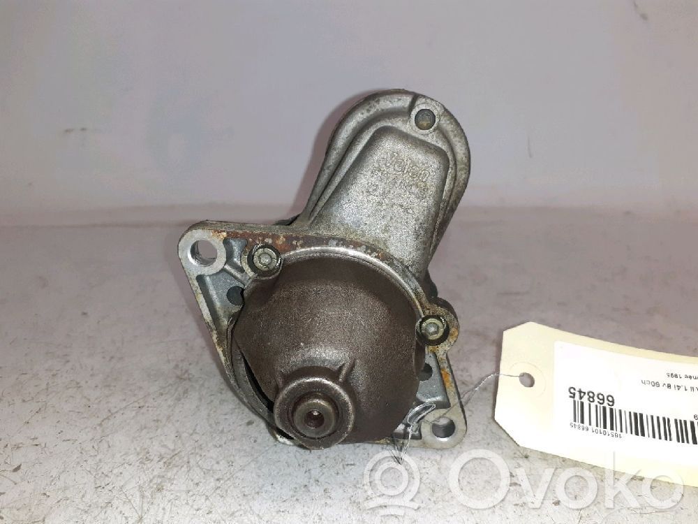 Opel Corsa B Starteris 