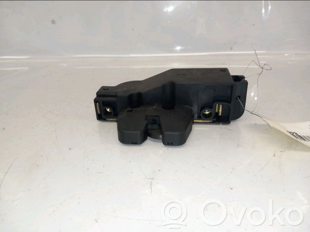 Front door lock   871982,871982