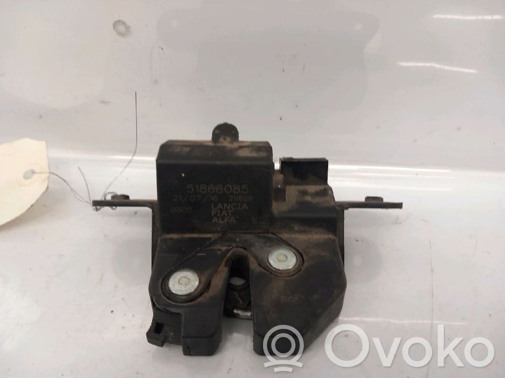Fiat Doblo Priekinė durų spyna 