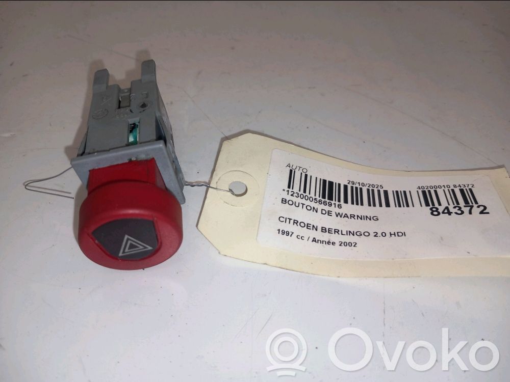 Hazard light switch   655491,655491