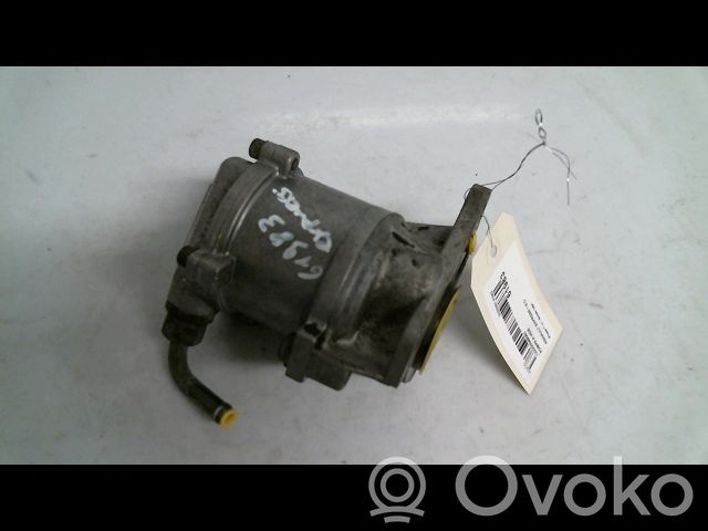Renault Express Vacuum pump 