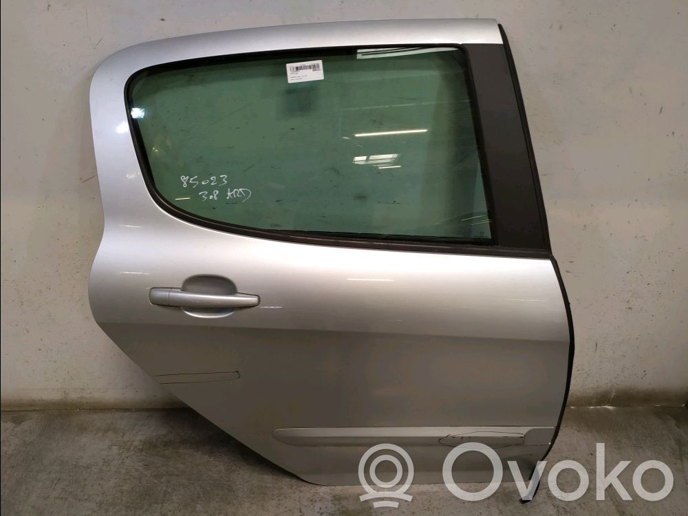 Galinės durys   9008W9,9008W9
