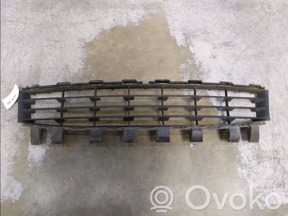 Front grill   8200412379,8200412379