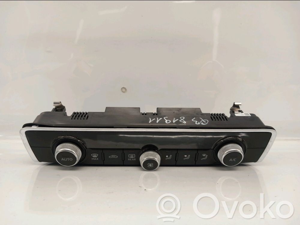 Audi Q3 F3 Climate control unit 